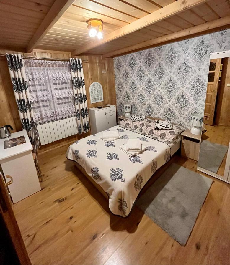 Dom Wypoczynkowy Trzy Sroczki Bialka Tatrzanska Buitenkant foto